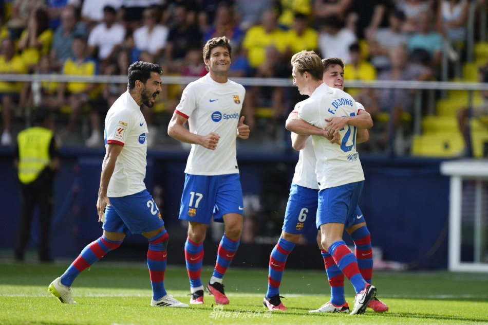 赛季的表现 赛季的表现